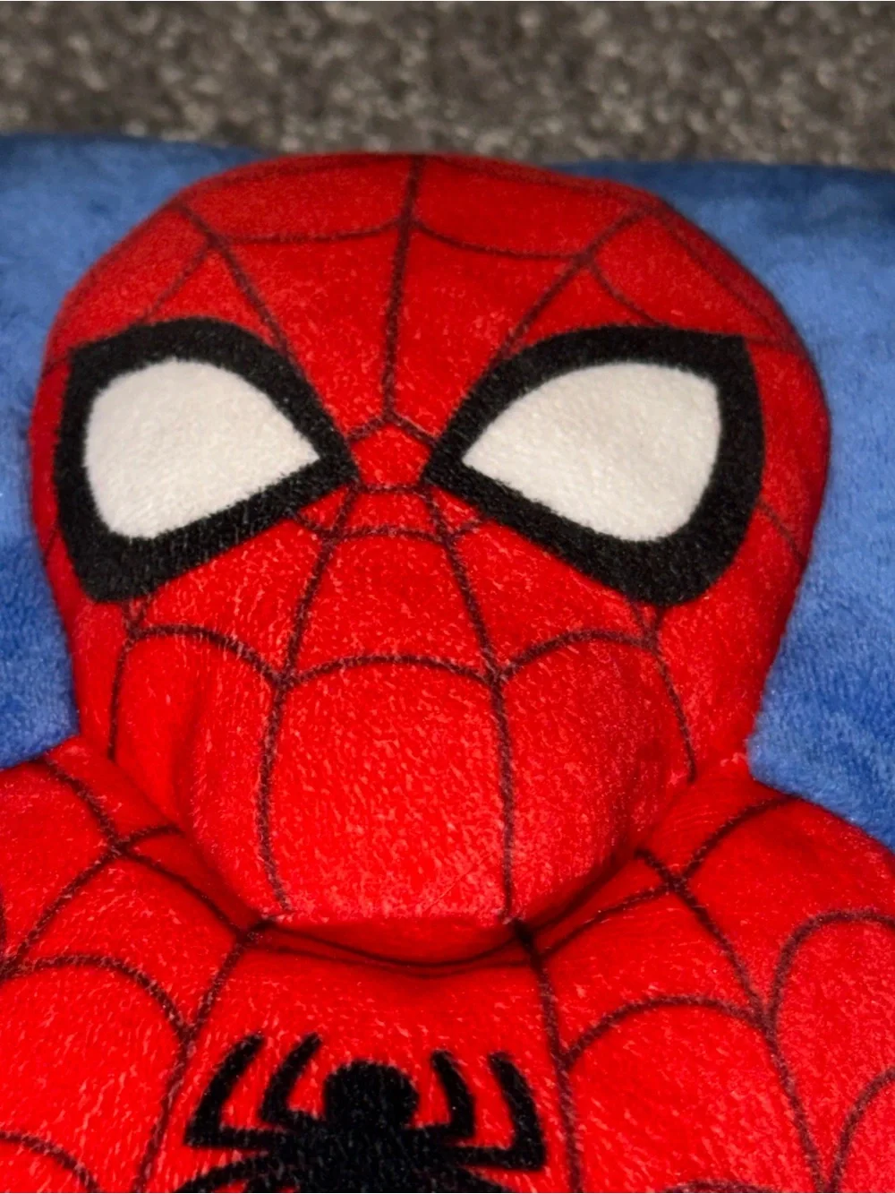 Marvel Spiderman Plush Pillow Toy Collectible Used Pre Owned As Is Clean Souven.